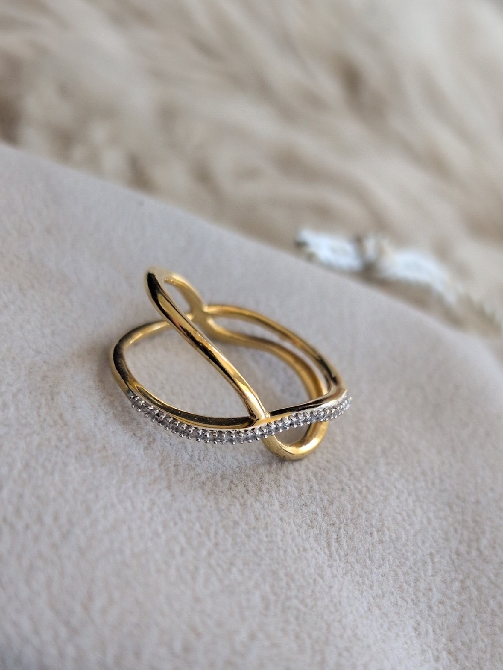 Monica Vinader Riva Kiss 18k Gold Pave Crossover